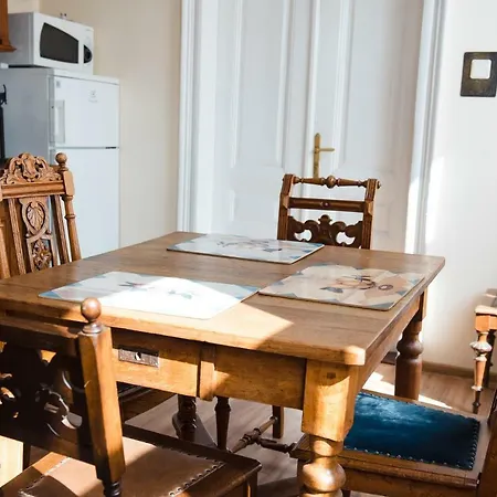 Pretty And Warm With Excellent Location Apartment Lemberg