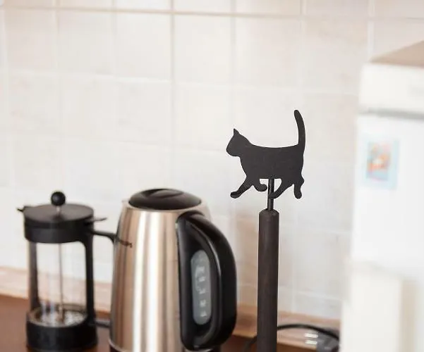 Pretty And Warm With Excellent Location 利沃夫