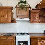 Appartement Pretty And Warm With Excellent Location