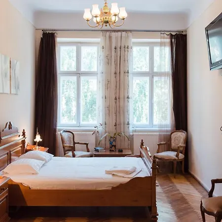 Pretty And Warm With Excellent Location * Lviv