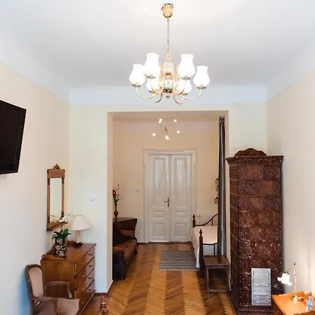 Pretty And Warm With Excellent Location Daire *